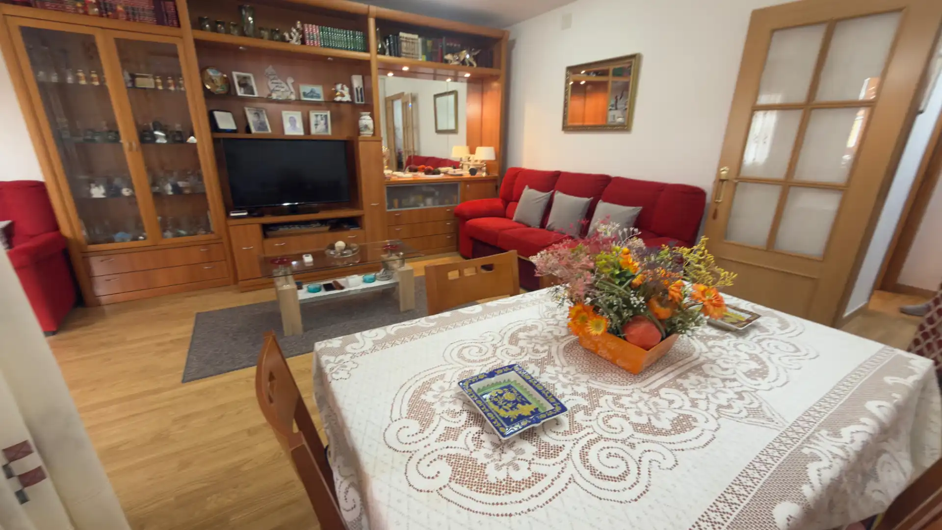 Sala de estar de Piso en venta en Vilanova i la Geltrú con Aire acondicionado, Calefacción y Parquet