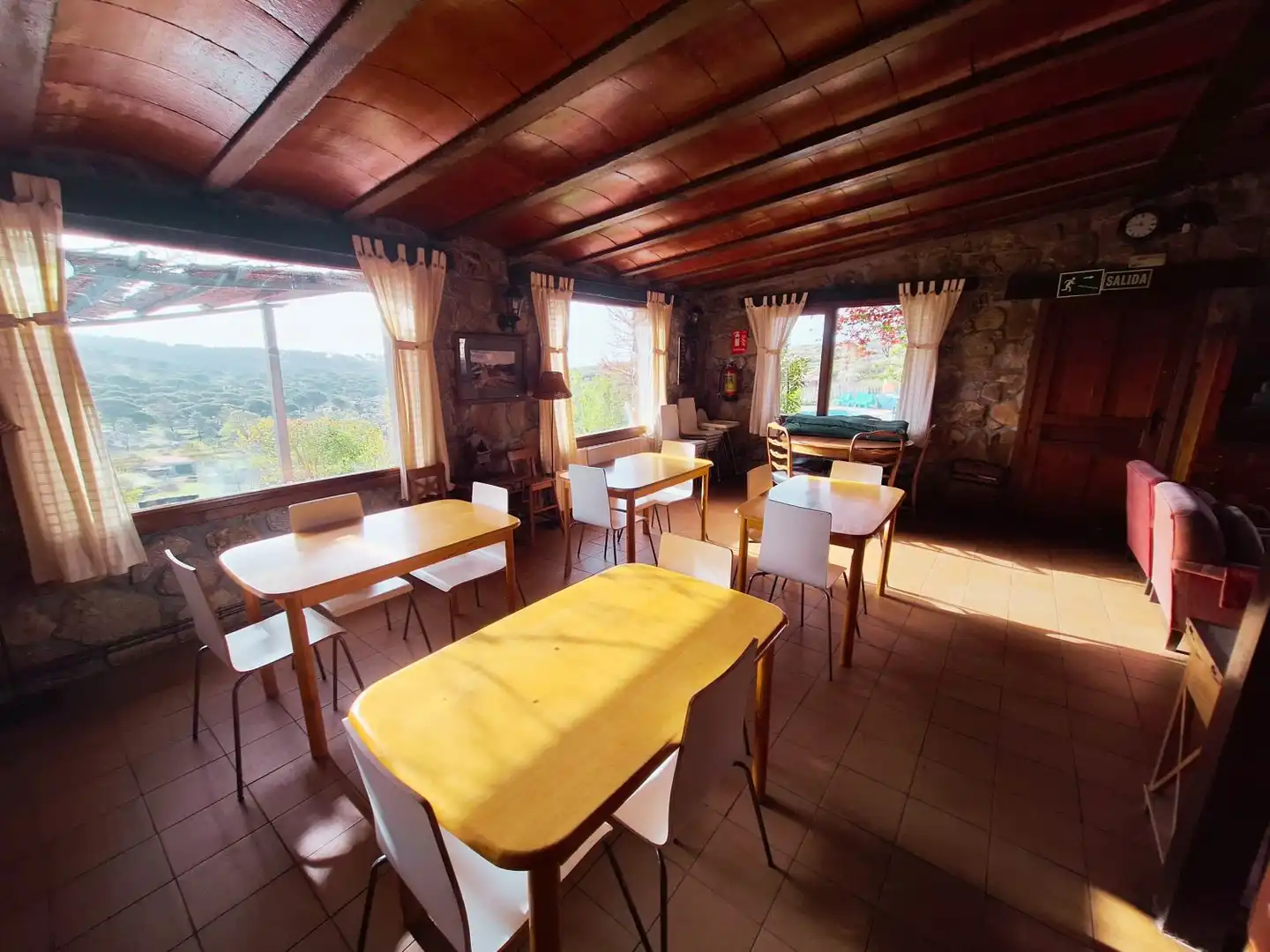 Casa o chalet en venta en El Hoyo de Pinares  con Calefacción, Jardín privado y Terraza