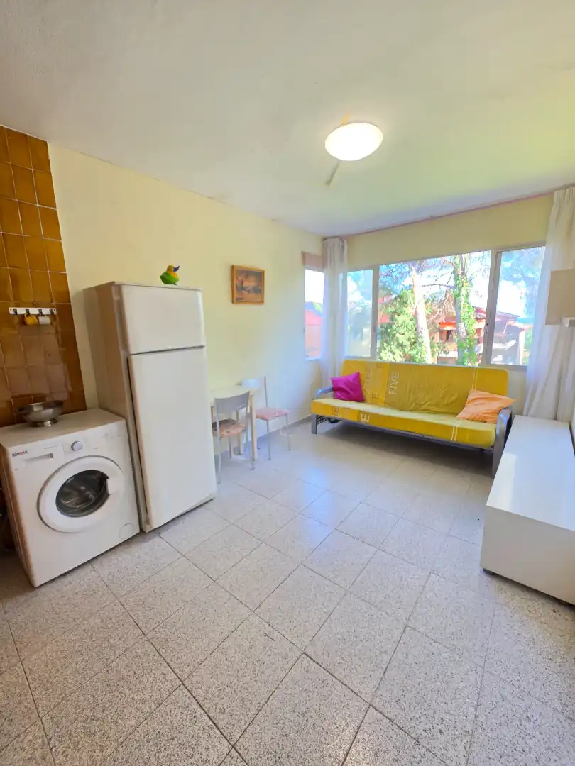 Jardín de Estudio en venta en Tarragona con Amueblado y Piscina comunitaria