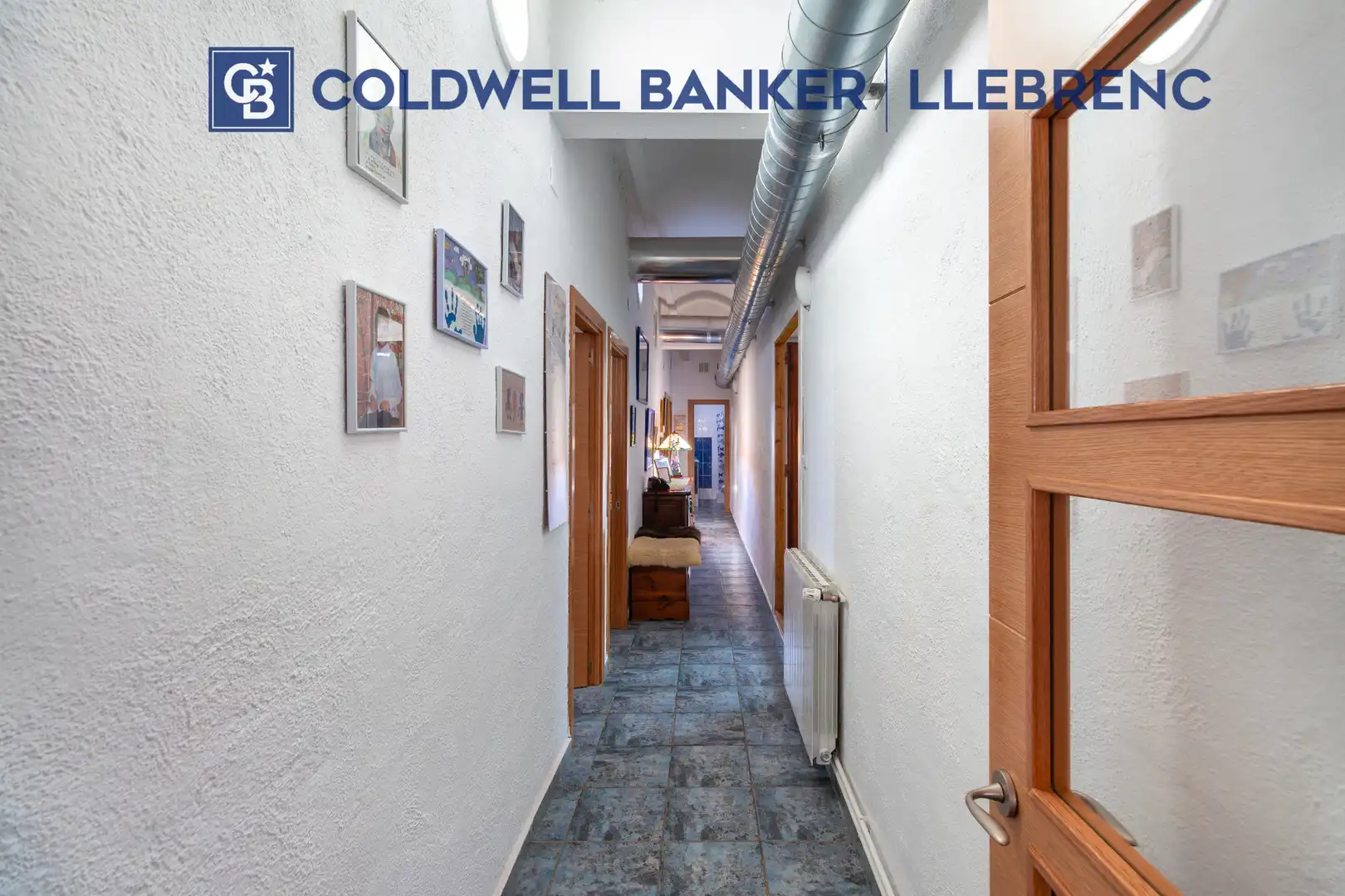 Local en venta en Sant Cugat del Vallès con Calefacción y Internet