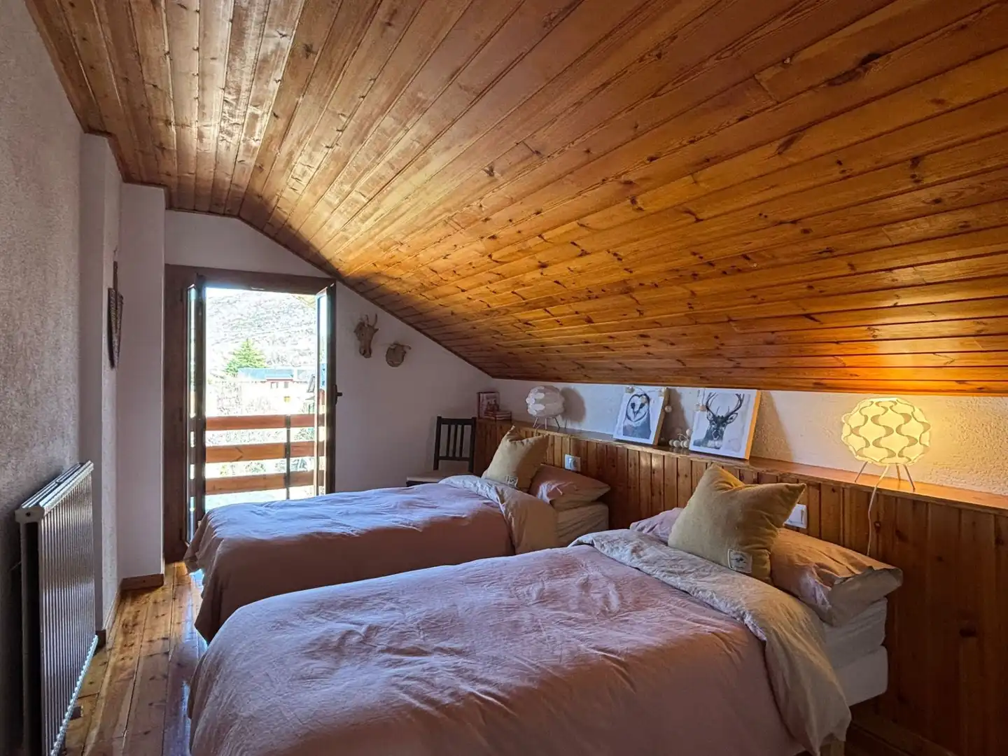 Dormitori de Apartament de lloguer en Alp amb Calefacció i Moblat