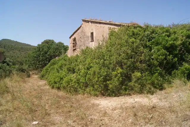 Terrain rustique à vendre à Olivella