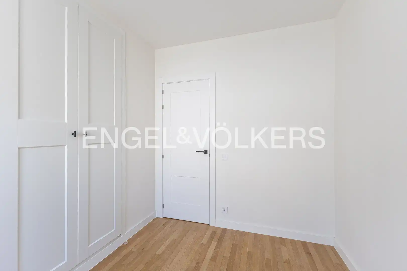 Bedroom of Houses for rent in Madrid  with Air Conditioner, Heating and Private garden
