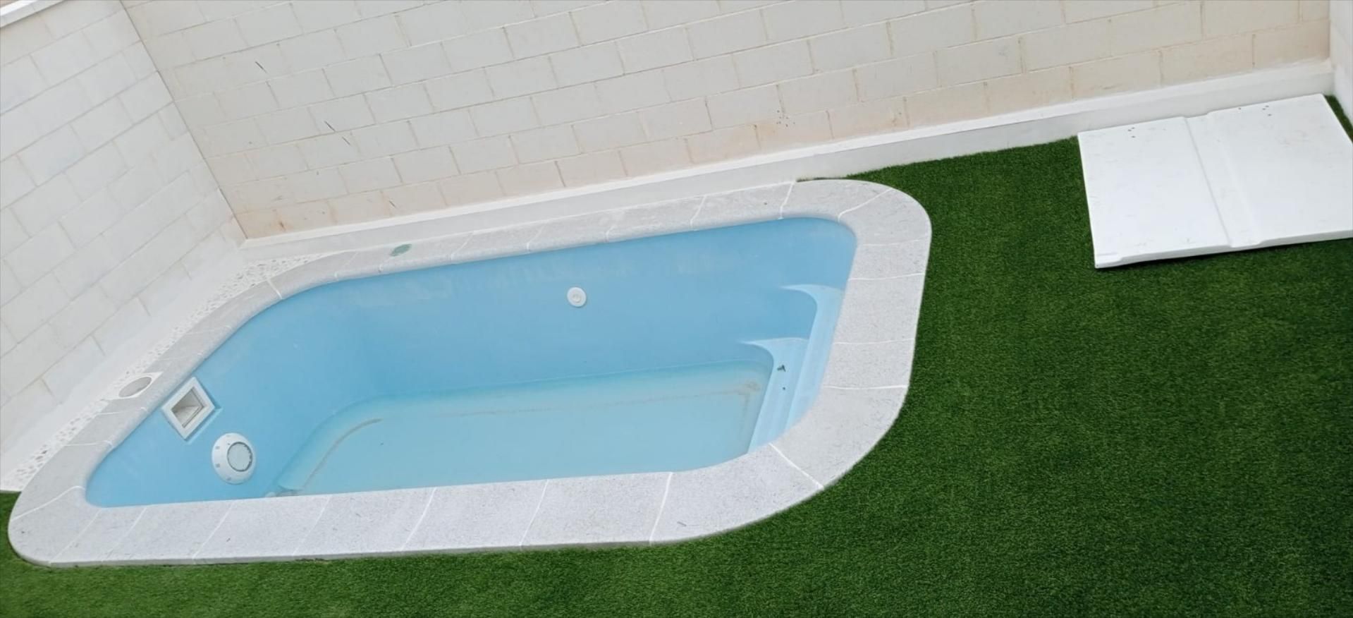 Piscina de Casa adosada en venda en Alcalá de Guadaira amb Piscina