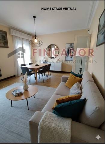 Piso en Venta en Plaça d'Alfons el Savi en El Baix Guinardó