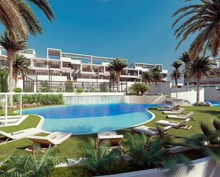 Piscina de Pis en venda en Torrevieja amb Jardí privat, Traster i Piscina
