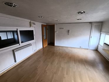 Local comercial en venda a Carrer del Montsià