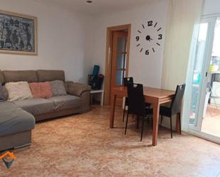 Living room of Flat for sale in Sabadell  with Air Conditioner, Heating and Balcony