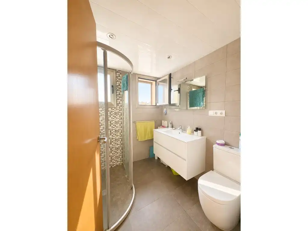Flat with lift for sale in Calle Illes Canaries, imagen 15