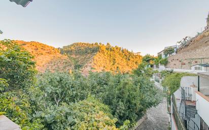 Jardí de Casa o xalet en venda en  Granada Capital amb Terrassa