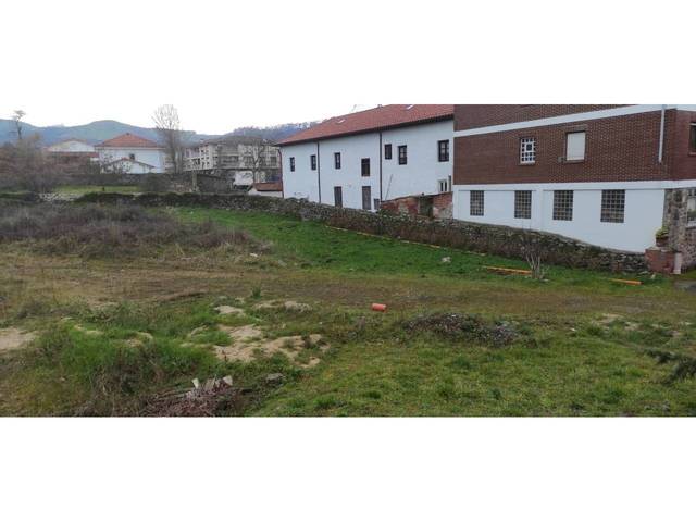 Terreno residencial en Venta en Barrio la Llana en Solórzano