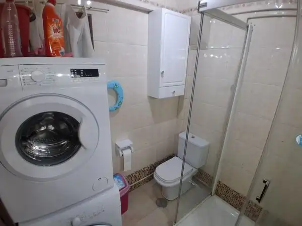 Baño de Piso en venta en Vigo  con Calefacción, Trastero y Amueblado