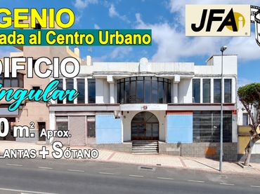 Mixed residential with lift for sale in Avenida de los Artesanos 35