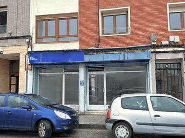 Locale commerciale in affitto a Cuatro Caminos