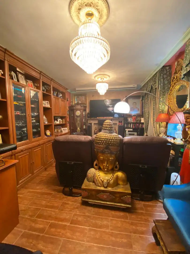 Sala d'estar de Casa o xalet en venda en Dos Hermanas amb Aire condicionat, Jardí privat i Terrassa