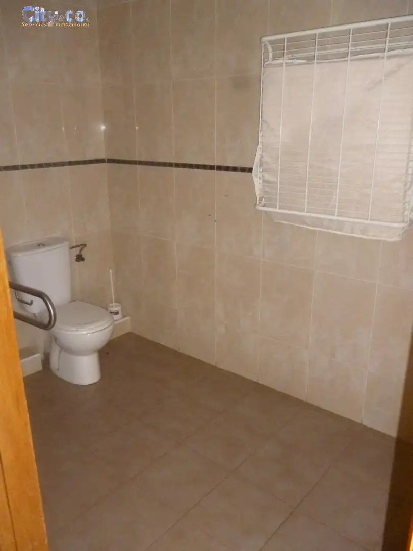 Baño de Local en venta en Murcia