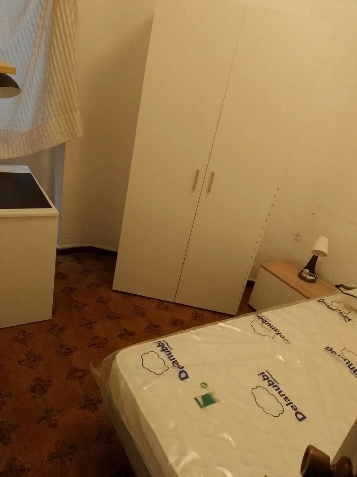 Dormitori de Pis per a compartir en  Valencia Capital amb Calefacció, Moblat i Rentadora