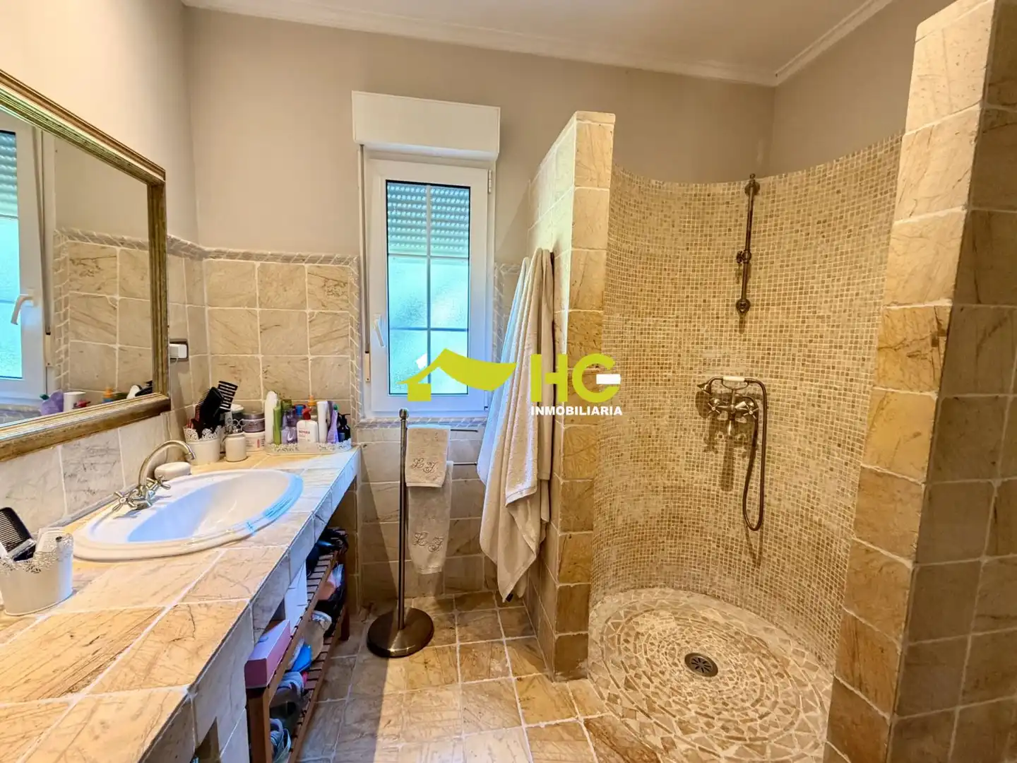 Baño de Casa o chalet en venta en Villaviciosa de Odón con Aire acondicionado, Calefacción y Jardín privado