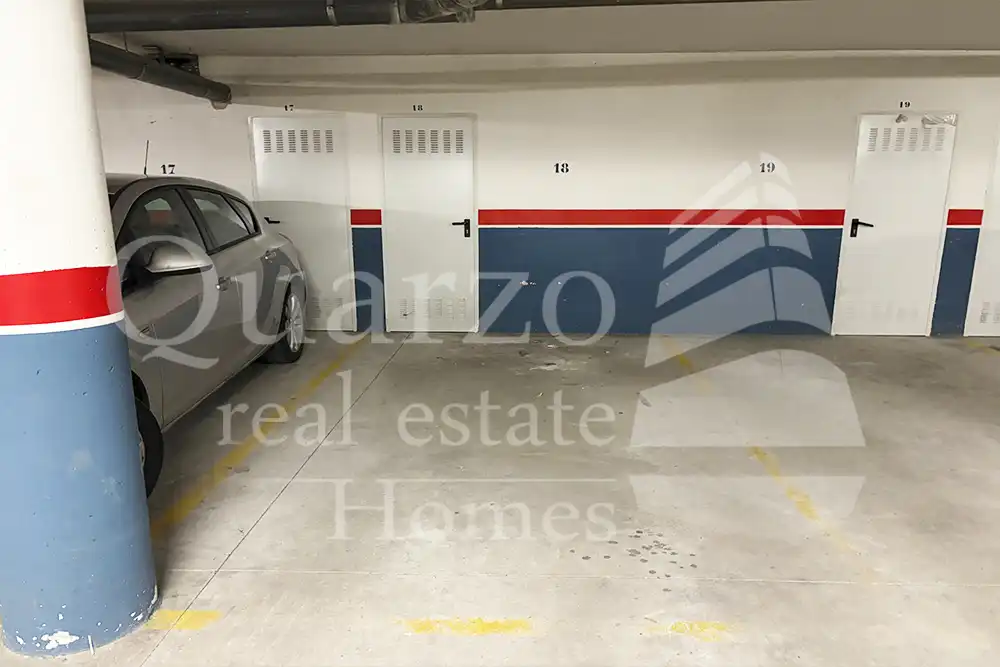 Parking de Piso en venta en Hontanares de Eresma con Aire acondicionado y Trastero