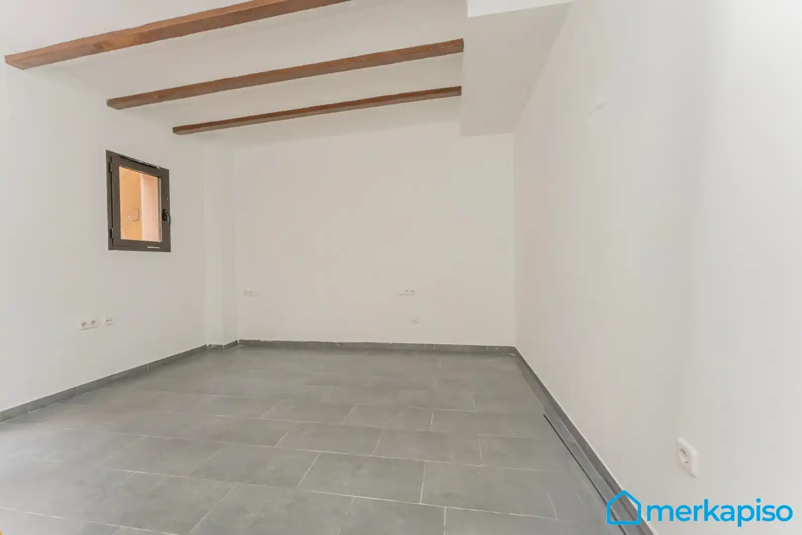 Casa adosada en venta en Sant Boi de Llobregat con Jardín privado, Parquet y Terraza