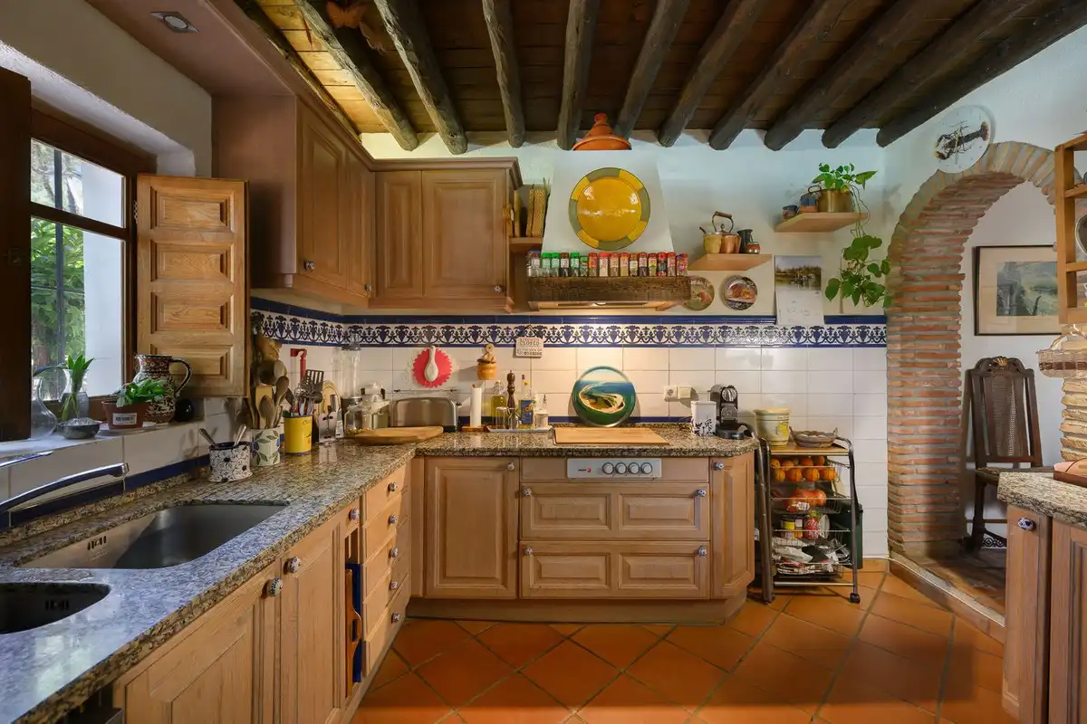 House with pool for sale in Estepona Pueblo, imagen 7