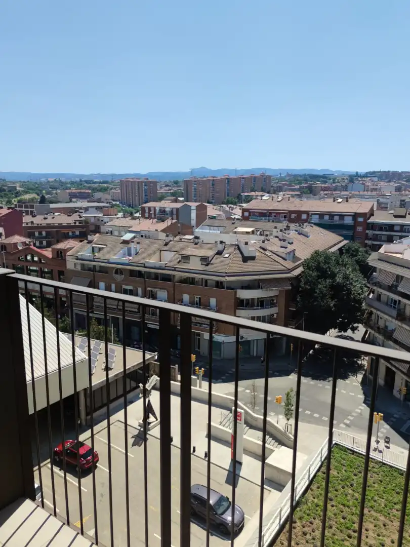 Außenansicht von Wohnung zur Miete in Manresa mit Terrasse