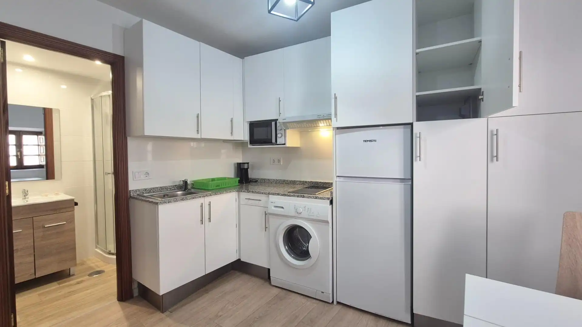 Kitchen of Study for rent in Salamanca  with Heating, Furnished and Balcony