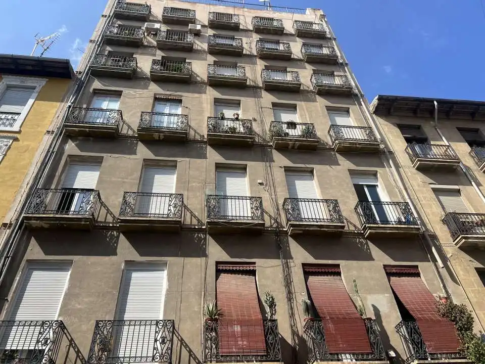Exterior view of Flat for rent in Alicante / Alacant  with Oven, Washing machine and TV