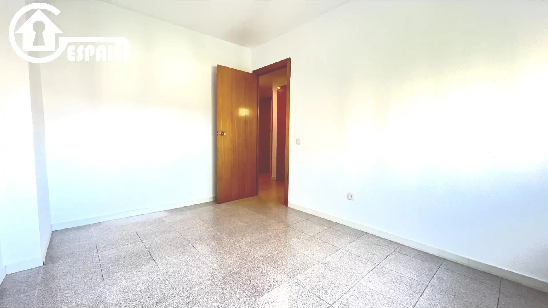 Habitación de Piso en venta en Madrid con Aire acondicionado y Calefacción