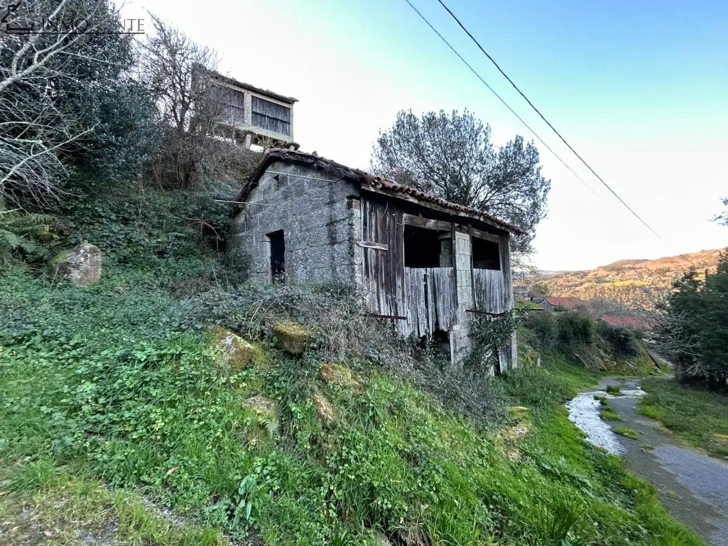 Vista exterior de Casa o xalet en venda en Cerdedo amb Jardí privat i Traster