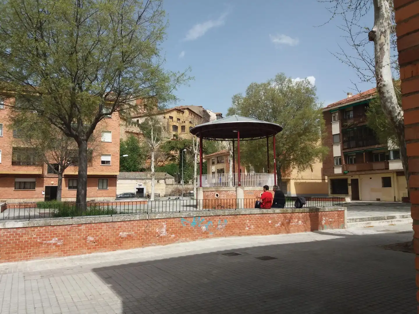 Vista exterior de Dúplex en venta en Segovia con Calefacción, Terraza y Balcón