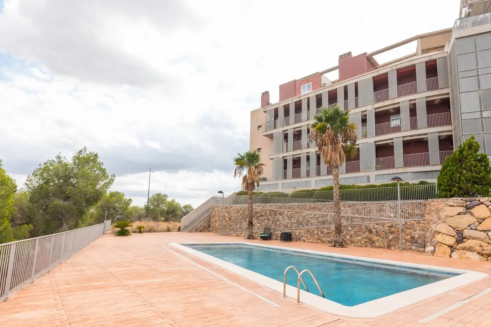 Außenansicht von Wohnung zum Verkauf in Murcia mit Klimaanlage, Heizung und Terrasse