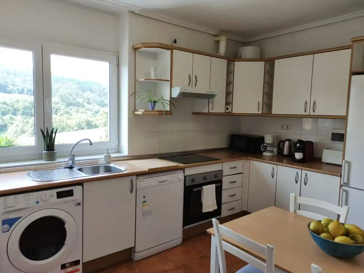 Kitchen of Flat for rent in Barrika  with Air Conditioner, Heating and Parquet flooring
