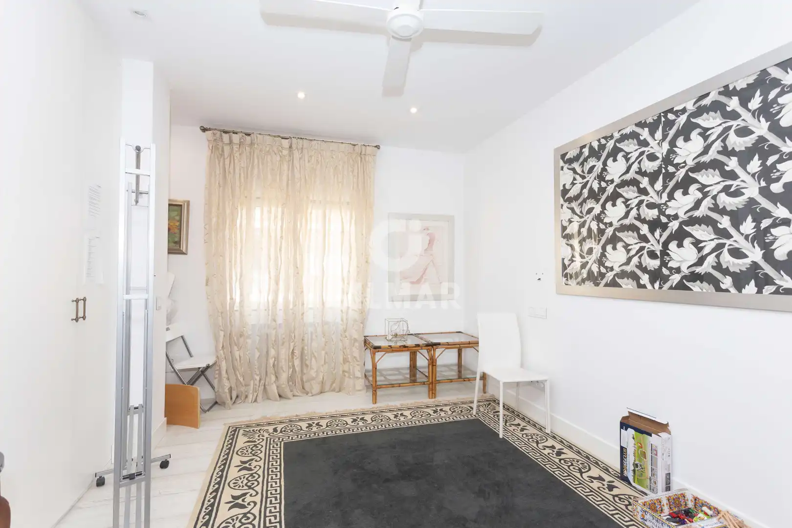 Piso en venta en Madrid con Calefacción y Balcón