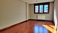 Living room of Flat for sale in Avilés  with Heating, Parquet flooring and Storage room