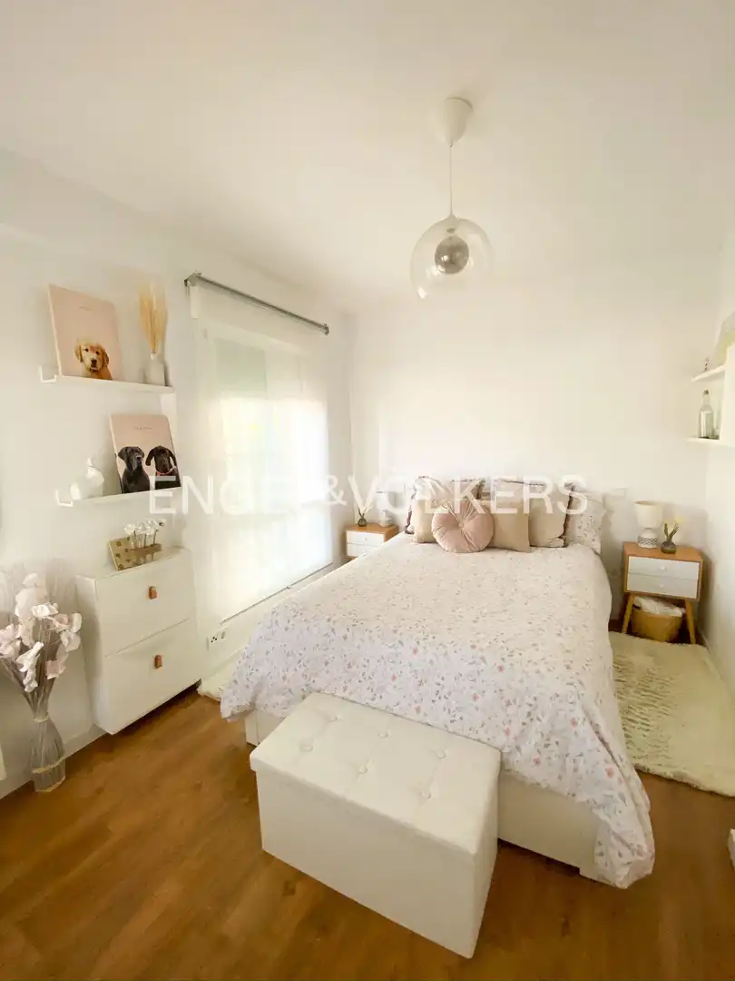 Schlafzimmer von Wohnung zur Miete in Villaviciosa de Odón mit Klimaanlage, Heizung und Privatgarten