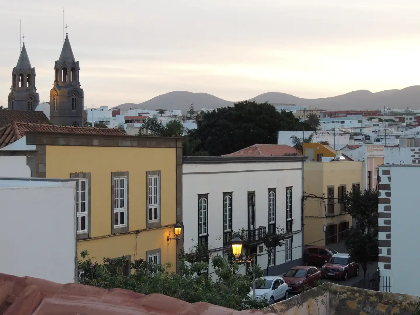 Vista exterior de Casa o chalet en venta en Telde con Terraza y Amueblado