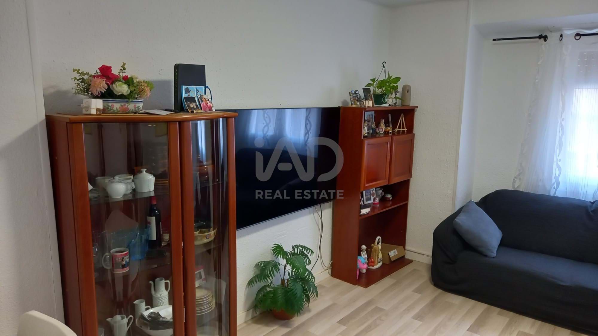 Living room of Flat for sale in  Zaragoza Capital