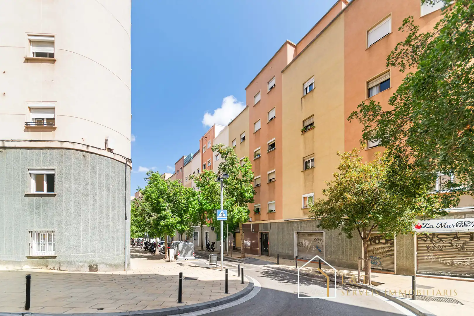 Vista exterior de Àtic en venda en Barcelona amb Aire condicionat, Parquet i Terrassa