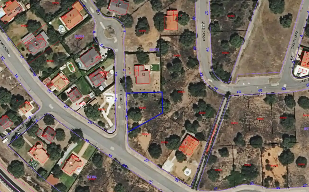 Wohnbaugrundstück zum Verkauf in Calle de la Jacaranda 9