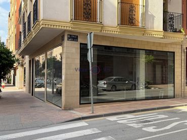 Local comercial de lloguer a Calle Potro