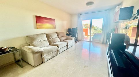 Foto 3 de Piso en venta en Calle Isabel la Catolica, 1, Los Pacos, Fuengirola