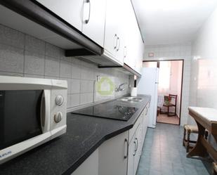 Kitchen of Flat to rent in  Granada Capital  with Terrace