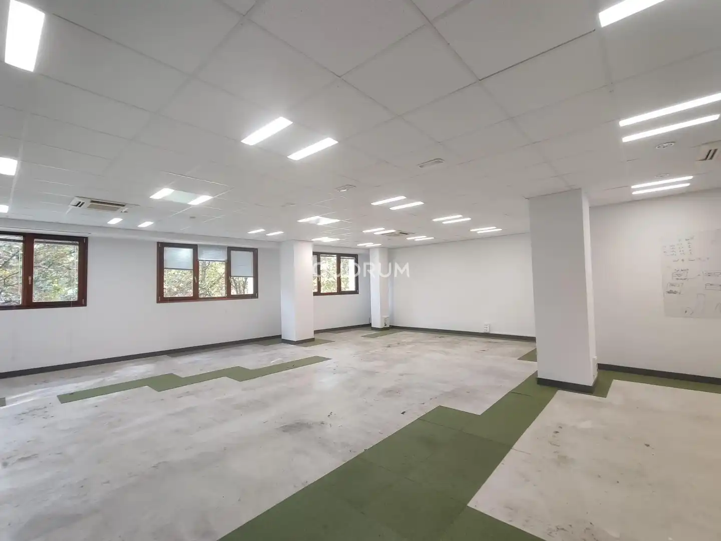 Büro zur Miete in Abando - Albia
