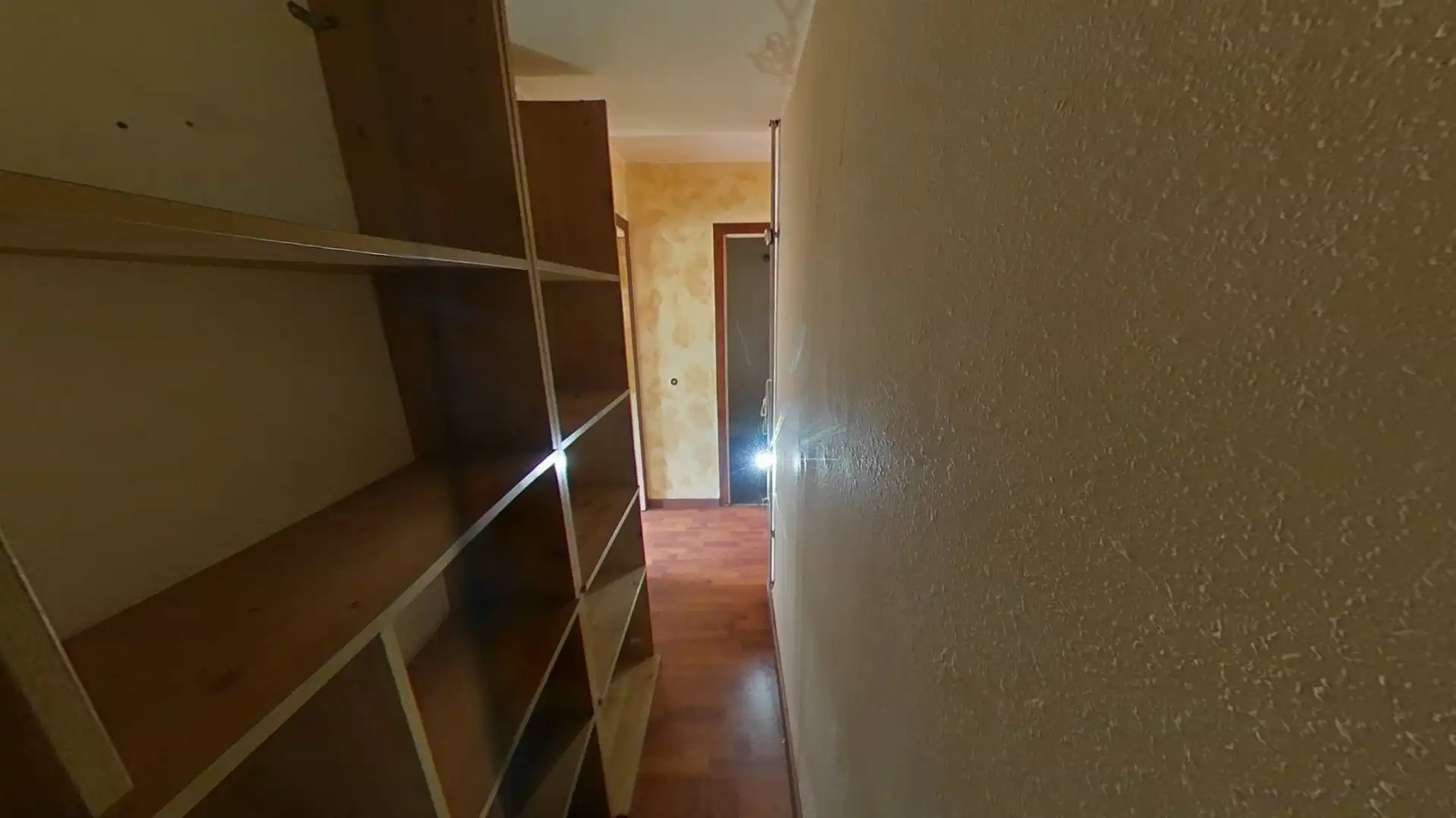 Piso en venta en Manlleu con Calefacción, Parquet y Terraza