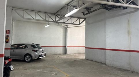 AMPLIA PLAZA DE GARAJE PARA COCHE GRANDE Y 2 MOTOS., imatge 5