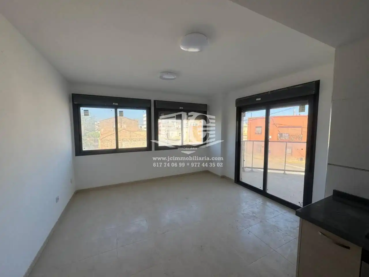 Bedroom of Flat for rent in L'Aldea  with Air Conditioner, Terrace and Storage room