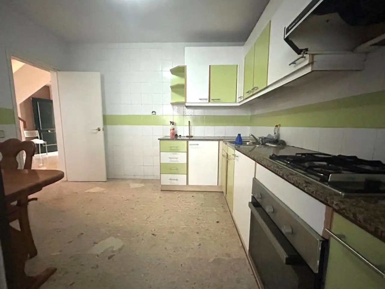 Cuina de Casa o xalet en venda en Sant Quirze del Vallès amb Calefacció, Terrassa i Alarma