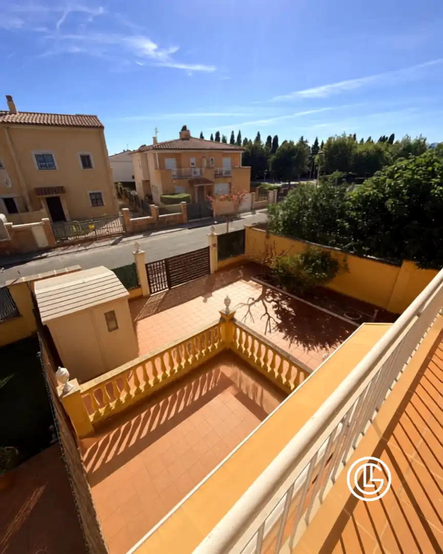 Terrassa de Casa adosada en venda en Vila-sacra amb Calefacció, Jardí privat i Terrassa