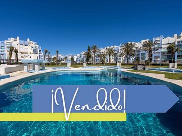 Apartment with pool for sale in Paseo de Carmen Sevilla 2